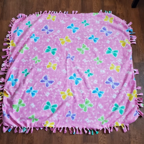 🆕 Blanket, 56" by 41". Pink's  yellows lime green blue White. For kids-adults - Picture 4 of 4